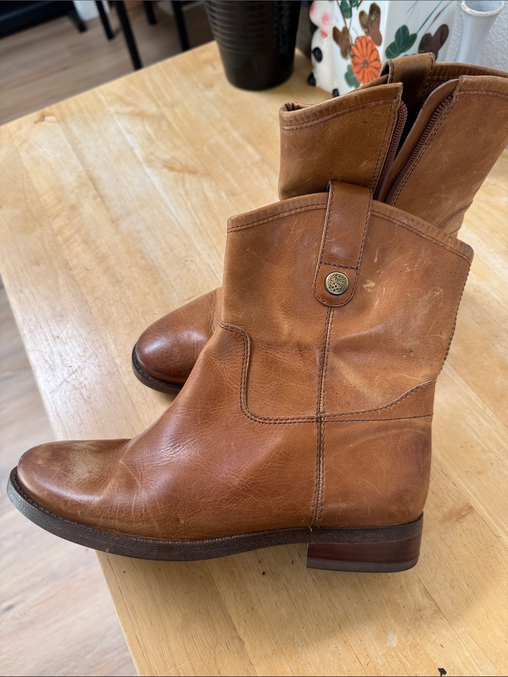 Tan Leather Zip Short Boots Women’s Size 8M - Picture 5 of 10